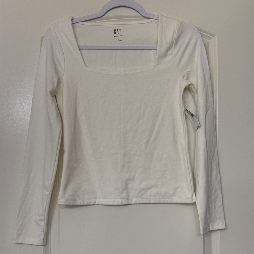 GAP Women's White Long Sleeve Square Neck Top! NWT!